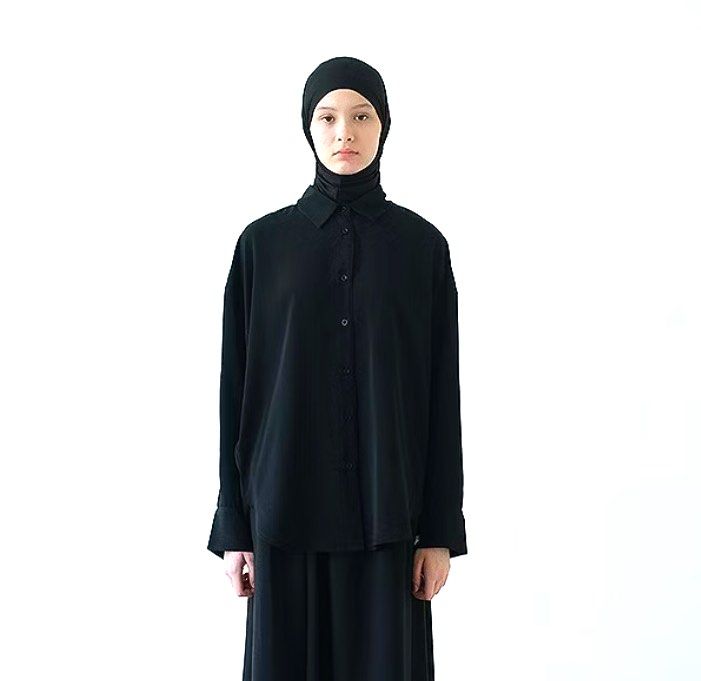 Rashawl basic top (Category: Tops) located in Kuala Lumpur. Submitted by littlemarquise (Listing ID 1462533885, Image 1). Description: Highly recommended Color : black MATERIAL: POLYESTER BUSTLINE: 148 CM LENGTH: 75 CM SLEEVE LENGTH: 51 CM ARMPIT: 76CM Bought for almost rm150.