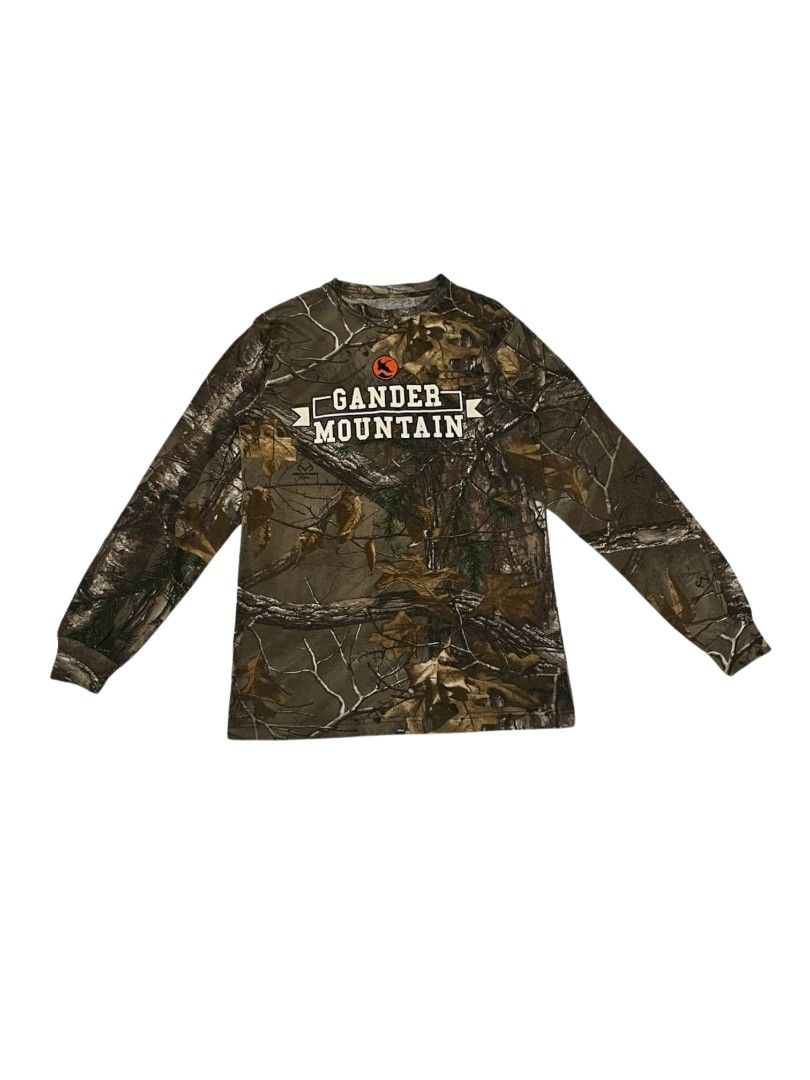 Real Tree Longsleeves (Gander Mountain) (Category: Coats, Jackets and Outerwear) located in Las Pinas. Submitted by 5.1.5kurono (Listing ID 1462648602, Image 1). Description: Available ✅ Real Tree Longsleeves (Gander Mountain) with tag ₱200 • width: 18.5 • length: 28.5 Issue: • none 📍 las piñas, ph • j&t / lalamove 📦 • sf shouldered by buyer • gcash only 💸 (payment first) color may vary due to lighting all items are thrifted please manage your