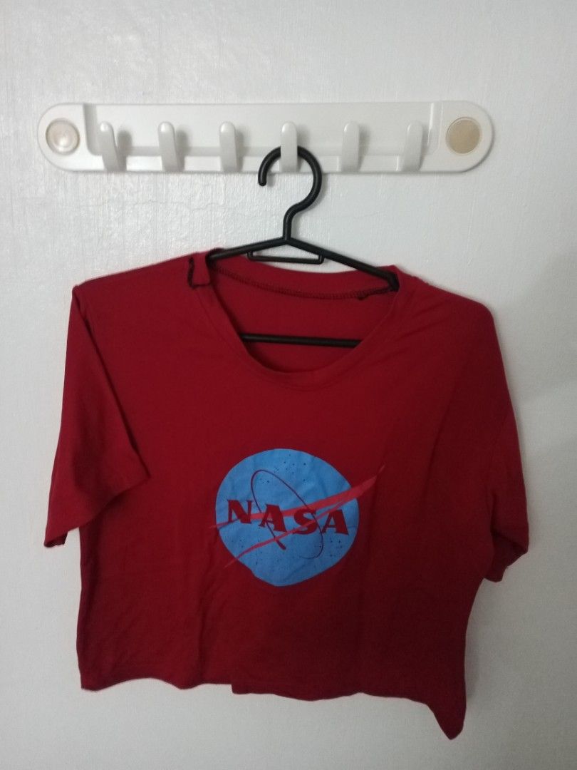 Red Croptop Shirt (Category: Shirts) located in Marikina City. Submitted by airapreloved091826 (Listing ID 1462474076, Image 1). Description: .