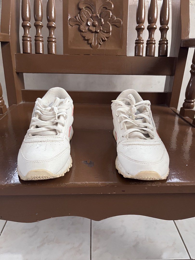 Reebok Classic Leather Sneakers White Purple (Category: Sneakers) located in Quezon City. Submitted by harold_shop (Listing ID 1462499430, Image 1). Description: - White Reebok Classic Leather sneakers - Iconic purple Reebok logo and stripes - Secure lace-up closure - Ideal for everyday casual wear.
