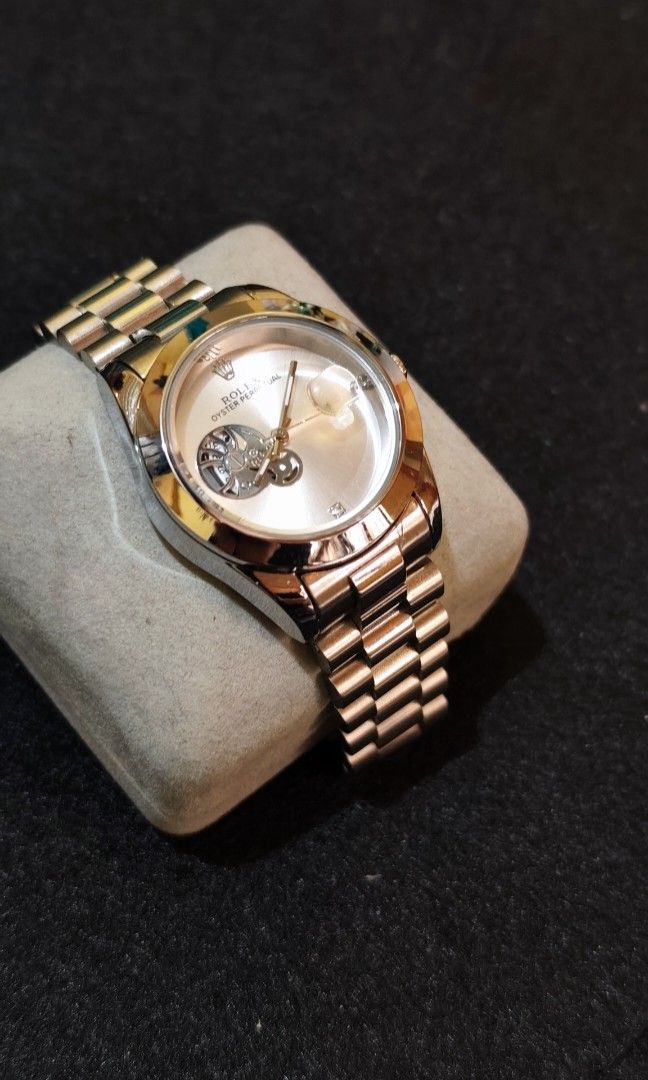 Rolex Oyster Perpetual Watch for Her (Category: Women's Watches) located in La Trinidad. Submitted by marksols (Listing ID 1462464732, Image 2). Description: Original Imitation Rolex Oyster Perpetual Watch Stainless Steel no issue From Japan Box.