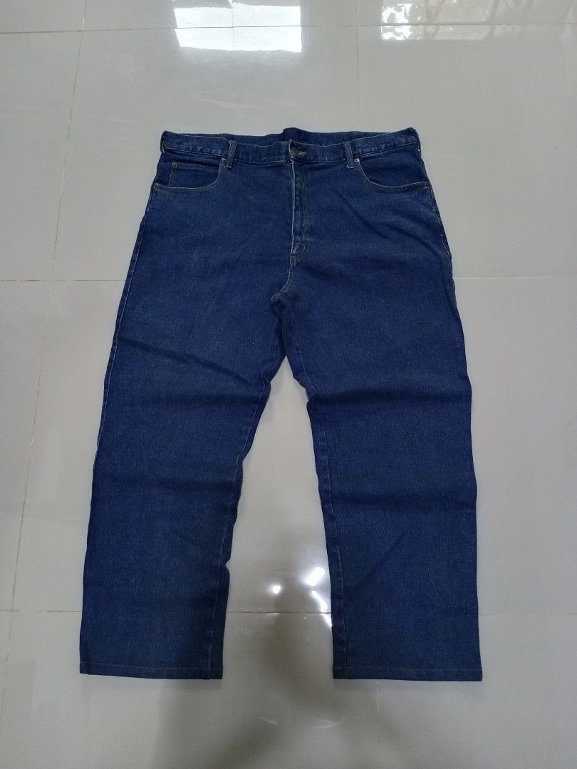Rover Try Soft Denim Jeans - Size 40x32 (Category: Jeans) located in Magdalena. Submitted by magdalenathrift20 (Listing ID 1462566970, Image 2). Description: - Brand: Rover Try - Style: Soft Denim Jeans - Color: Classic Blue - Waistline: 40-42 inches - Length: 41.5 inches - Ideal for: Everyday wear - Feel free to ask any questions!.