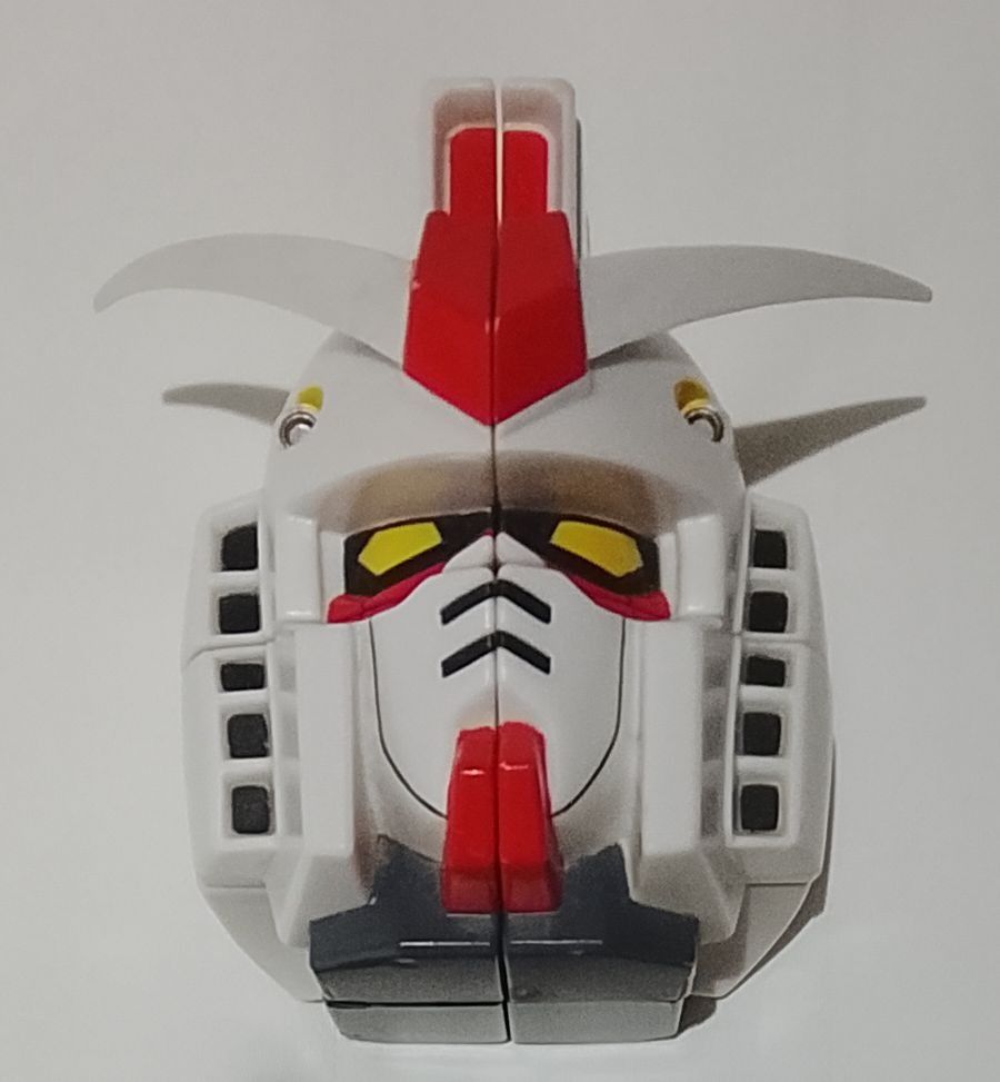 RX-78-2 Gundam Head Puzzle (Category: Gundam & Model Kits) located in Makati City. Submitted by newtypecollectibles (Listing ID 1462505412, Image 1). Description: - Used - There are scratches, paint damage, discoloration, etc. - What you see is what you get Php 3,600 [LAST price].