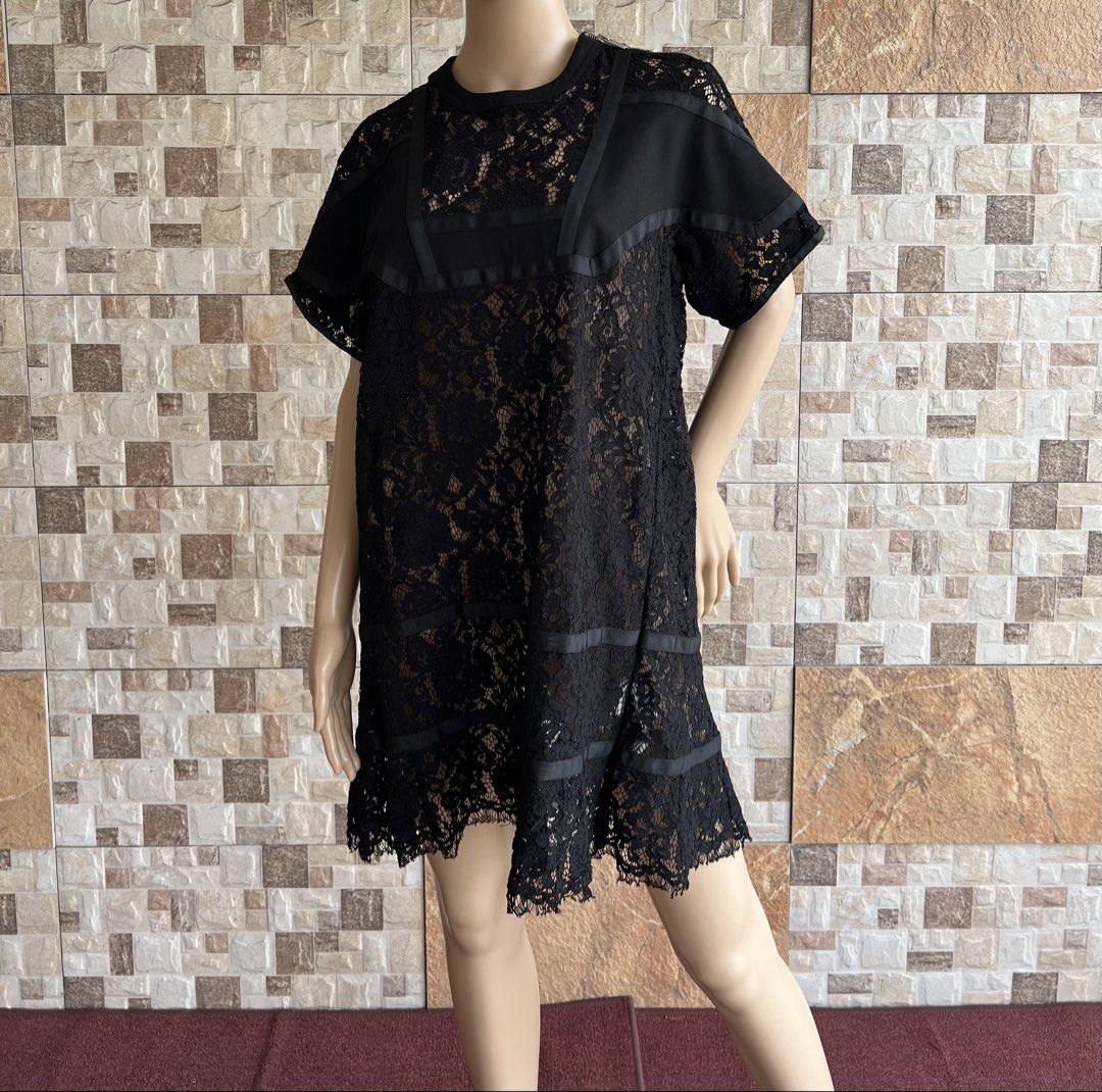 SACAI - BLACK CONTRAST LACE PATCH DRESS (Category: Dresses) located in Bacolod City. Submitted by timelessbyjosh (Listing ID 1461717866, Image 1). Description: BEST FOR AVANT GARDE OUTFITS SIZE : 1 ACTUAL COLOR : BLACK COLOR RATE : 10 OUT OF 10 CONDITION : NEAR NEW MATERIAL : 65 % COTTON , 20 % RAYON & 15 % NYLON MADE IN : JAPAN FLAWS : NONE DIMENSIONS LENGTH - 34. 5 WIDTH ( ARMPIT TO ARMPIT )- 21 WAIST - 43 MEASUREMENT TAKEN WHILE LAYING FLAT. P