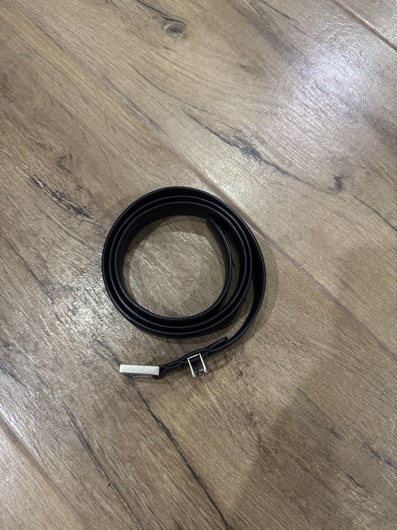 Saint Laurent Paris YSL Black Belt (Category: Luxury Accessories) located in Quezon City. Submitted by eyabanana08 (Listing ID 1462597010, Image 2). Description: - Genuine black leather belt - Iconic YSL logo on the silver buckle - 'SAINT LAURENT PARIS' engraved on buckle - 37.5 cm - authentic .