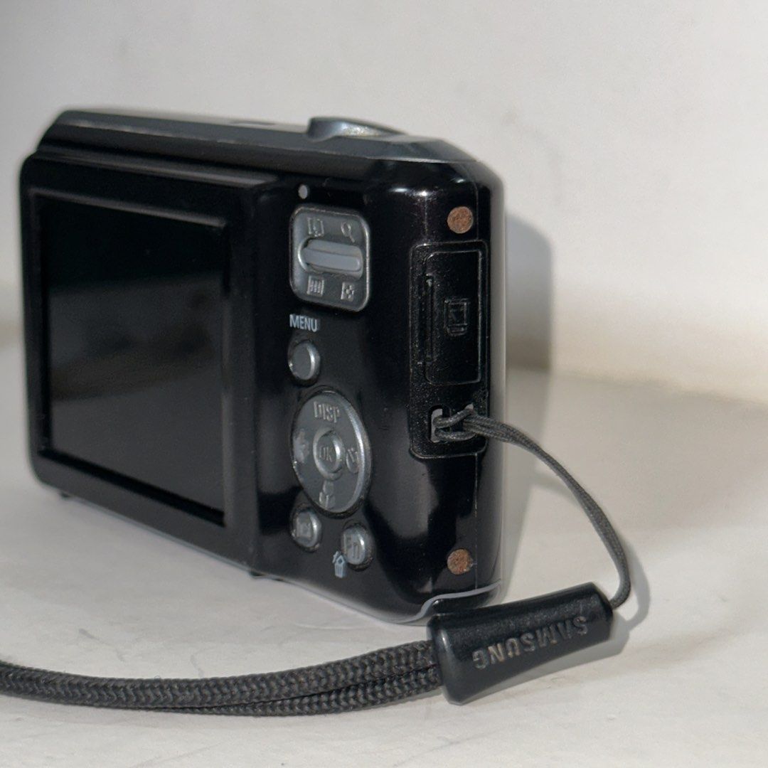 Samsung es65 NO ISSUE (Category: Cameras) located in Manila. Submitted by arelaknows78211 (Listing ID 1462642546, Image 3). Description: message me here or on ig (digi.pawmera).