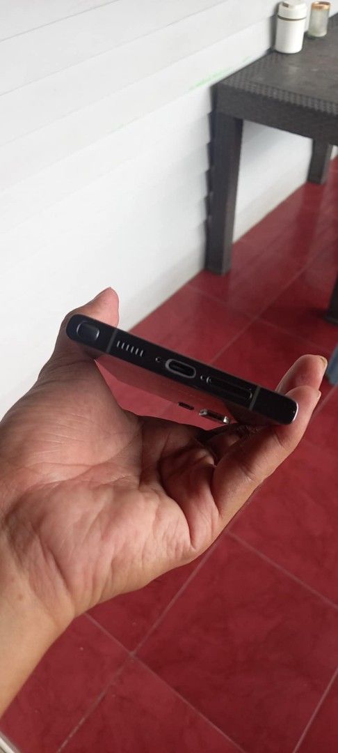 Samsung s23 Ultra 256gb (Category: Samsung) located in Manila. Submitted by bellaaldam57832 (Listing ID 1462558169, Image 2). Description: RUSH SAGAD NA PO Samsung Galaxy S23 Ultra 5G — 256GB | Green ✅ 12GB RAM / 256GB ROM ✅ 200MP Camera ✅ Snapdragon 8 Gen 2 for Galaxy ✅ 6.8" QHD+ 120Hz AMOLED ✅ Built-in S Pen ✅ 5,000mAh Battery ✅ 3× & 10× Optical Zoom / up to 100× Space Zoom ✅ No repair history ✅ No dents ✅ Everything working perfectly with scre