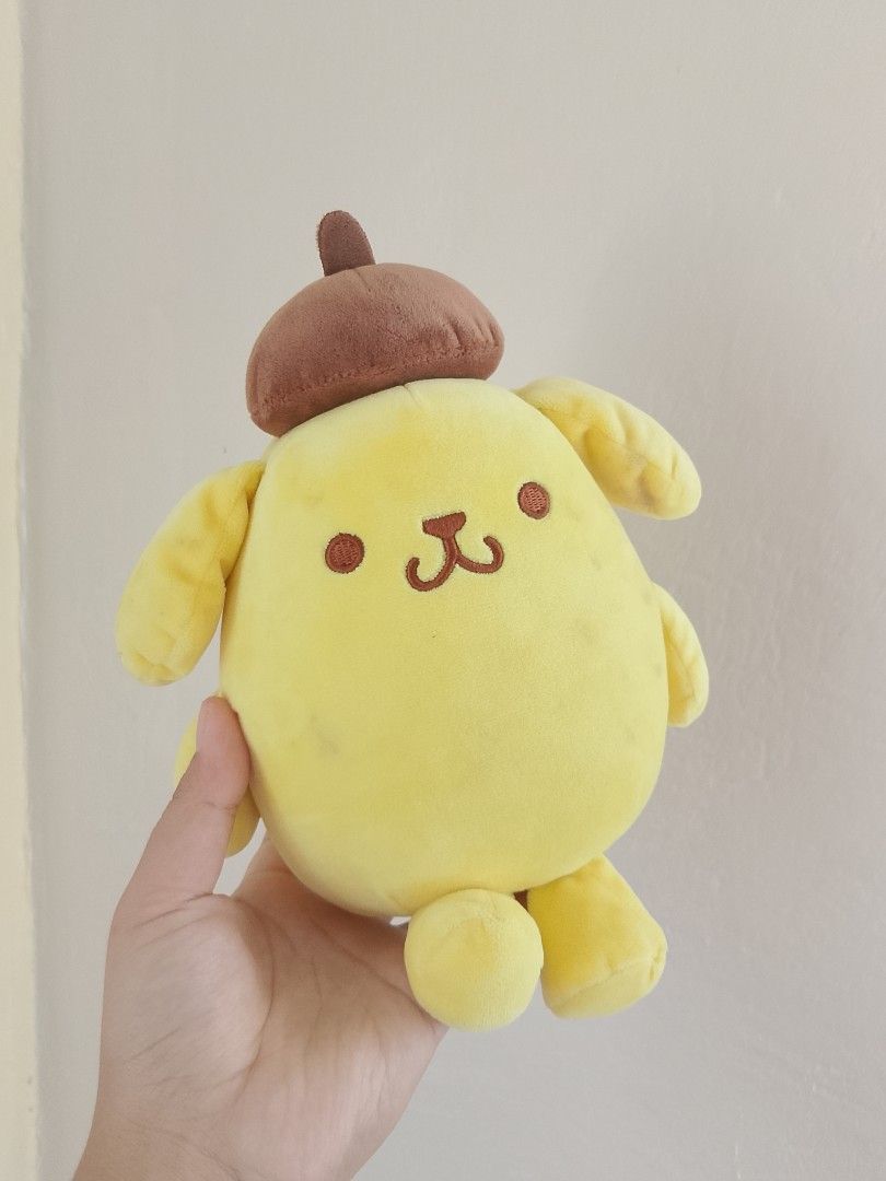 Sanrio Pompompurin Plush Toy with Beret (Category: Plushies & Soft Toys) located in La Trinidad. Submitted by honeysplushies2 (Listing ID 1462559667, Image 1). Description: needs wash on the back sanrio .