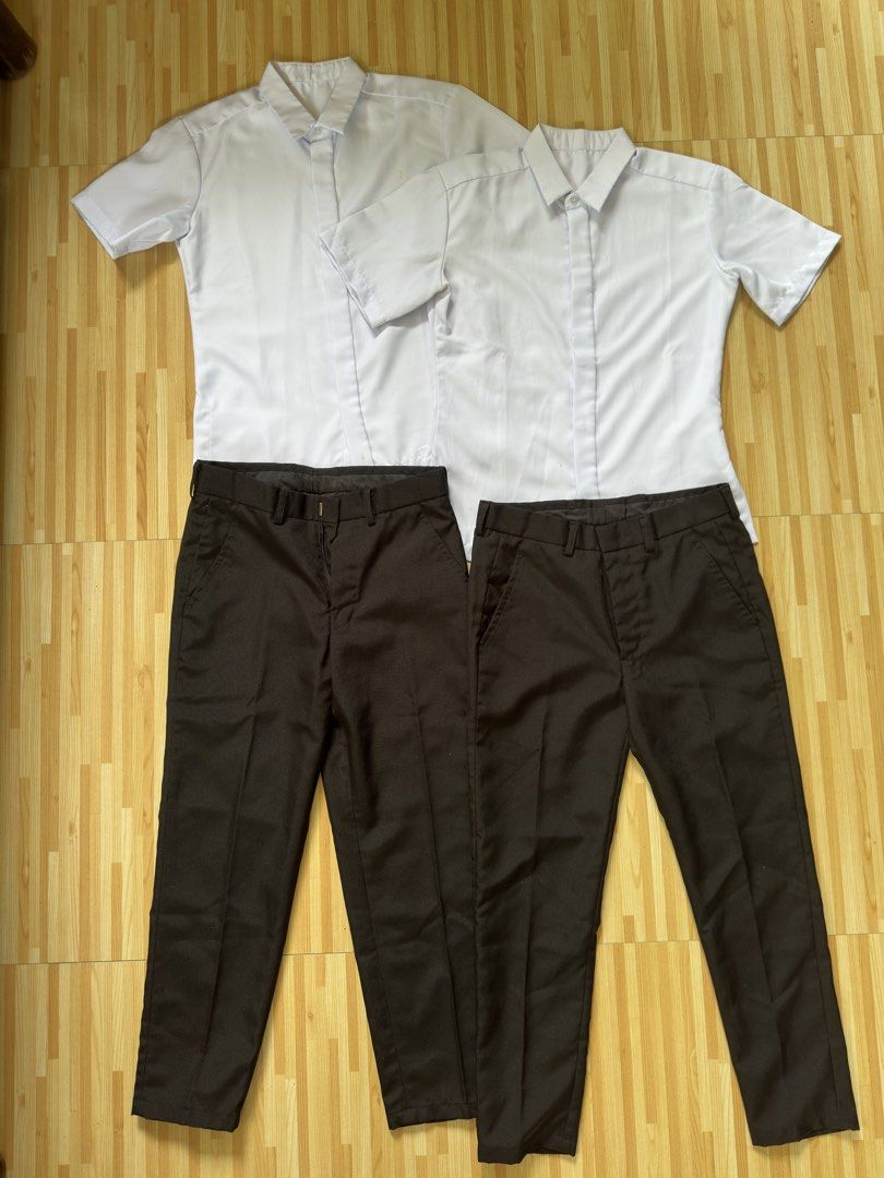 SCHOOL UNIFORMS - FOR SALE‼️ (Category: Formal Shirts) located in Molave. Submitted by seriousjay (Listing ID 1462610579, Image 1). Description: SCHOOL UNIFORMS - FOR SALE‼️ ⚠️Strictly pay first via Gcash -For men students, workers For only ₱600 with shipping‼️ a pair, upper and lower. Size: XS - SMALL ✳️UPPER Length: 26 Width: 19.5 ✳️LOWER Length: 35.5 Waist: 31.5 🔰Shipping via J&T and LBC ❇️Message me for more inquiries.