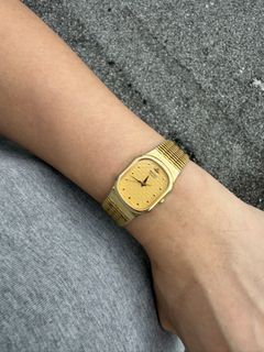 (Category: ) located in . Submitted by arrowvintagewatches (Listing ID 1462543184, Image 1). Description: .