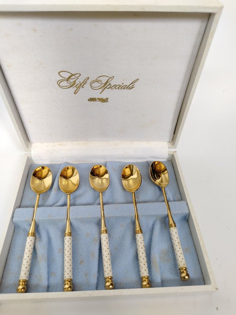 Set of teaspoon/dessert fork (Category: Dinnerware & Cutlery) located in Davao. Submitted by dvo_jpnstuff (Listing ID 1462624785, Image 2). Description: .