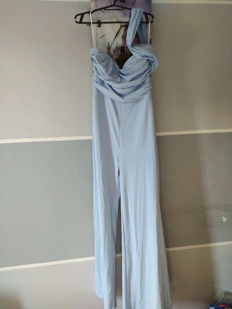Shein jumpsuit (Category: Jumpsuits) located in Manila. Submitted by timtam04 (Listing ID 1462440007, Image 1). Description: .