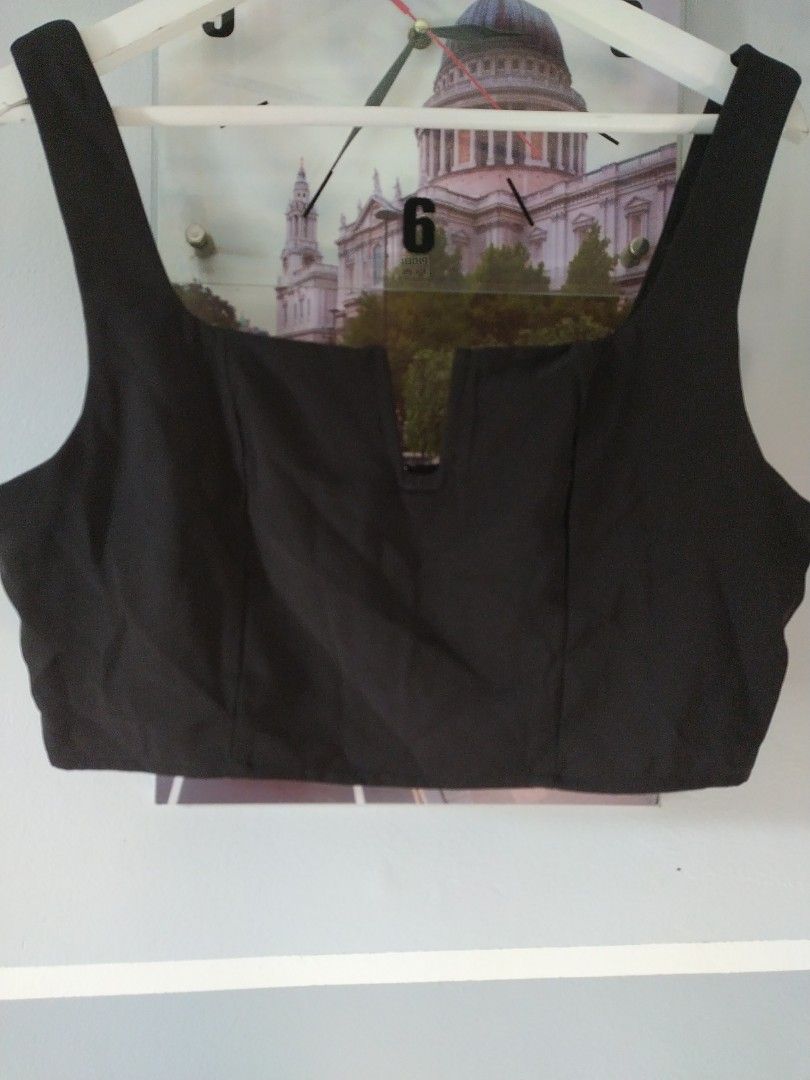 Shein large and medium size (Category: Sleeveless) located in Manila. Submitted by timtam04 (Listing ID 1462678791, Image 1). Description: buy1take1 promo available size large and medium.