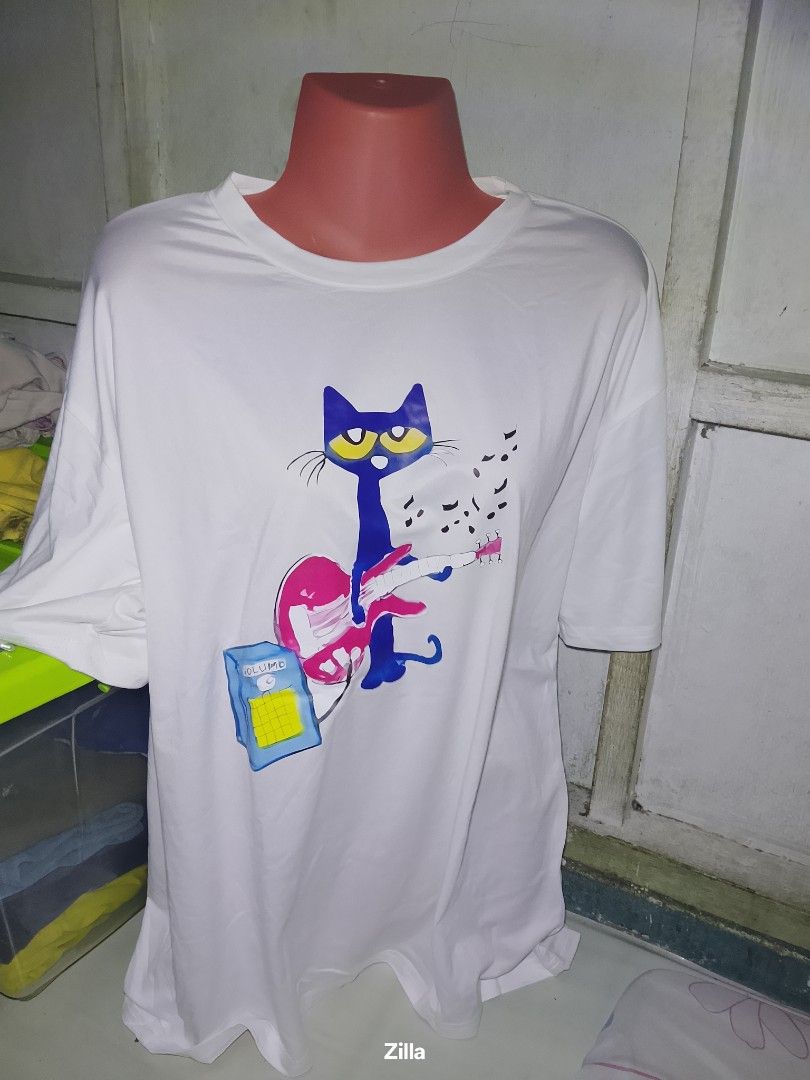 SHEIN Pete the Cat (Category: Shirts) located in Manila. Submitted by aandacollectives (Listing ID 1462631431, Image 1). Description: 📌 BRAND NEW SHEIN PETE THE CAT ✨ ITEM DETAILS: • Brand: SHEIN (100% Authentic) • Condition: 10/10 BRAND NEW! Never worn, completely pristine. • Packaging: NO SHEIN Ziplock Bag / Still has tags attached • Size on Tag: Large • Fits Like: Fits true to size / Very stretchy, can fit to Large to XL 💰 PRICE: ₱199 📦 SHI