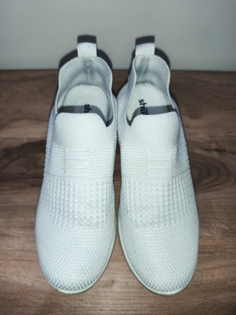 Shubizz White Wedge Shoes (38) (Category: Sneakers) located in Amadeo. Submitted by money.can.buy.happiness (Listing ID 1462618100, Image 1). Description: Mall Price: 1,299 Selling Price: 600 - Authentic - Size: US 38 - Color: White - Heel Height: Approx. 2 inches Issues: - Some stains - Some black markings on the metal parts Note: Also selling black version of this pair for the same price. Meet up at Skymart Manggahan.