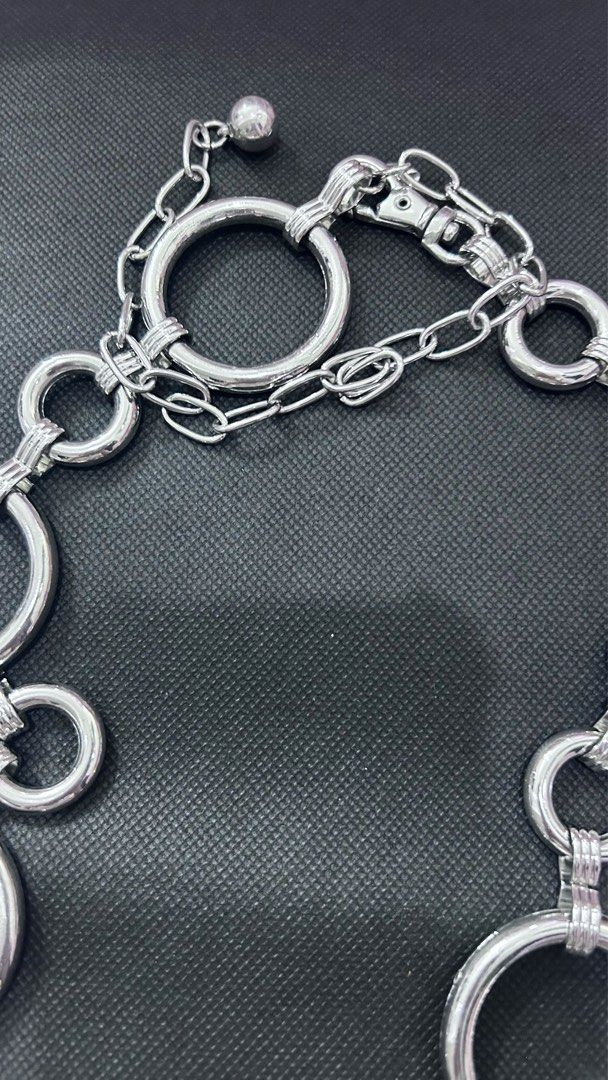Silver Tone Dress Belt (Category: Belts) located in Makati City. Submitted by cestparfaitvintagejewelries (Listing ID 1462474908, Image 3). Description: 36” length end to end measurement .