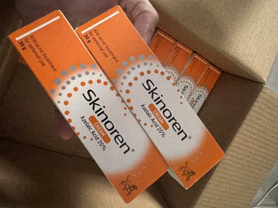 Skinoren Azelaic Acid 20% (Category: Face Care) located in Taguig. Submitted by eybi.ph (Listing ID 1462495914, Image 2). Description: - Brand: Skinoren - Active Ingredient: Azelaic Acid 20% - Type: Cream - Purpose: Anti-acne treatment for external use - Size: 30g - Condition: Brand new From Kuwait .