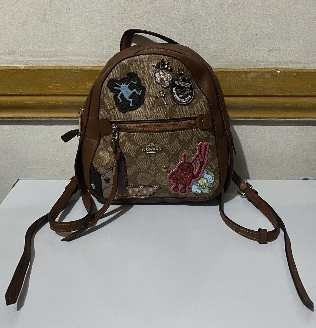 Small backpack (Category: Backpacks) located in Manila. Submitted by gelaimarieh (Listing ID 1462445680, Image 1). Description: .