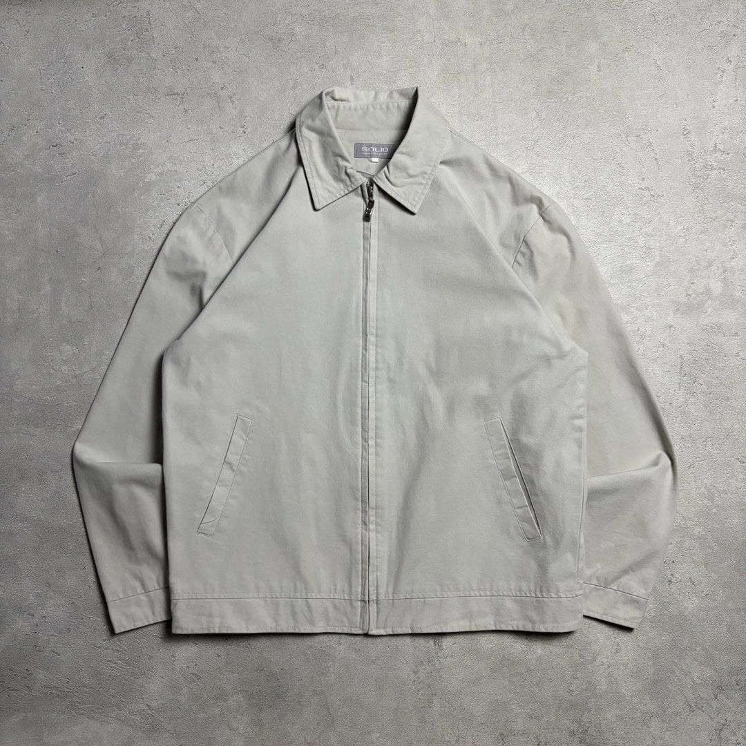 Solid Work Jacket (Kategori: Baju Luaran) berada di Depok. Dikirim oleh scrollnstop_ (ID iklan 1462515525, Gambar 1). Deskripsi: Pit to pit 57 cm Length 68 cm Sleeve 61 cm Like new Worth to buy Laundered. Perhatikan detail pada gambar, barang tidak 100% seperti baru, memungkinkan terdapat sedikit perbedaan warna karena pengambilan gambar, Toleransi 1-2cm pengukuran, membeli berarti setuju. .