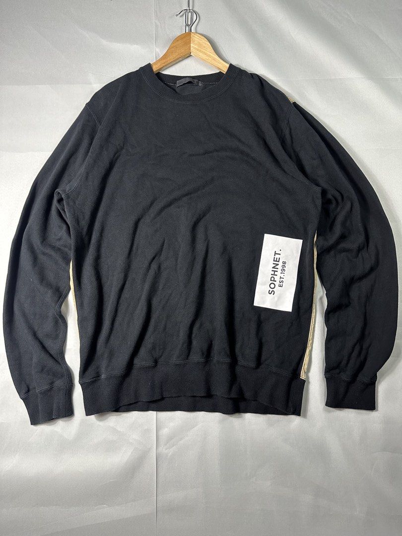 Sophnet Black Crewneck Sweater (Category: Coats, Jackets and Outerwear) located in Cabanglasan. Submitted by thefashiongarage.co (Listing ID 1462442421, Image 1). Description: Title - Sophnet Model/Name - Black Stripe Panel Crewneck shirt Size on Tag - Large Conditiion - Excellent Condition with no issue Dimension (WxLxH) - 22x28 inches Category- Casual Wear Fitting - True to size Made in - Japan Material - 100% Cotton Color - Black Design - Back