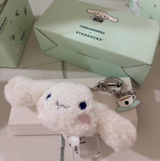 Starbucks cinnamoroll keychain (Category: Character Goods) located in Quezon City. Submitted by pinkpreloved08 (Listing ID 1462483093, Image 2). Description: Brand new Extra #starbucksph #starbuckscinnamoroll.