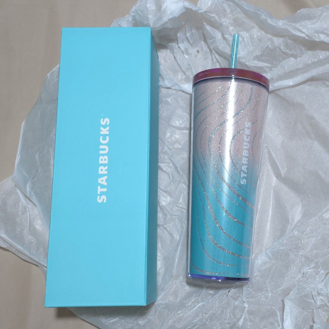 Starbucks Cold Cup 2026 Turquoise (Category: Water Bottles & Tumblers) located in Las Pinas. Submitted by monmonish (Listing ID 1462629254, Image 2). Description: Brand New Never been used 24oz Turquoise/Pink color.