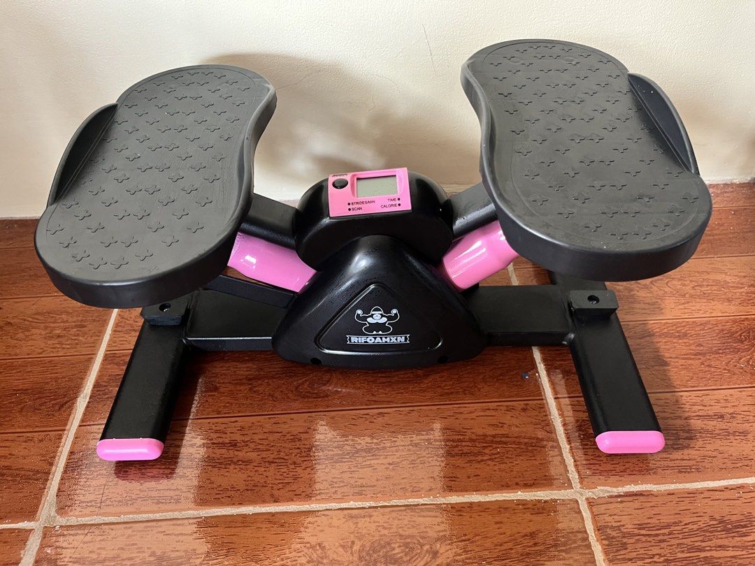 Stepper Machine with Digital Display (Category: Cardio & Fitness Machines) located in Manila. Submitted by warmcloud-0372 (Listing ID 1462449564, Image 1). Description: - Sampaloc Manila Area - Used only once (tried and tested only) - No issues .