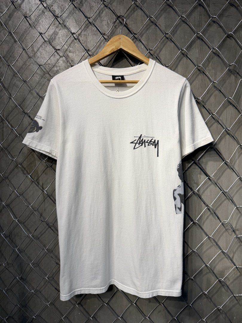 Stussy Museum Gallery Logo White Tee. (Category: Tshirts & Polo Shirts ) located in Manila. Submitted by ardobe.mnl (Listing ID 1462479409, Image 2). Description: Size: Medium Dimes: 19x28 Condition: Verygood Flaw: Minor Hairline .