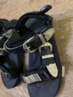 （分類：）位於 。 由 jo3353 提交（商品編號 1462618330，圖片 1）。簡介： 。