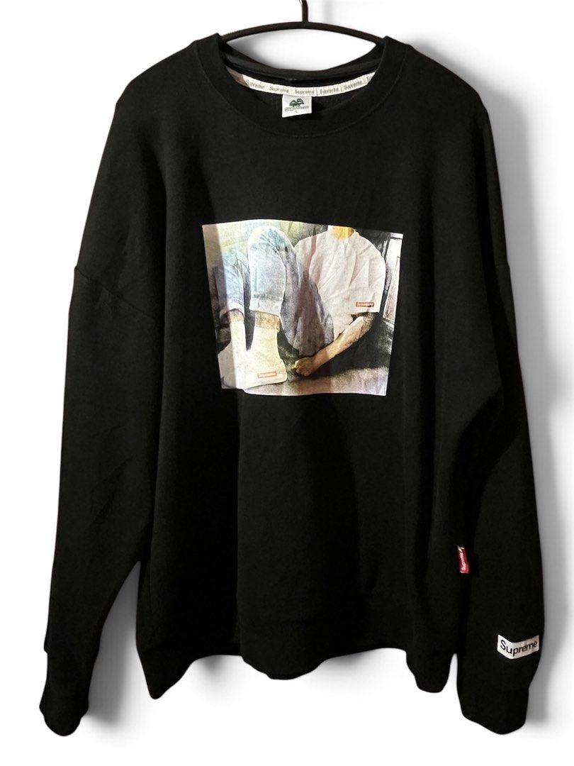 Supreme Sweatshirts (Category: Coats, Jackets and Outerwear) located in Maasin. Submitted by javier_ken (Listing ID 1462495552, Image 1). Description: Dimes L-29 W-18 Good as new condition💯 No issues✅ Loc.Tacloban Leyte,Visayas📌.