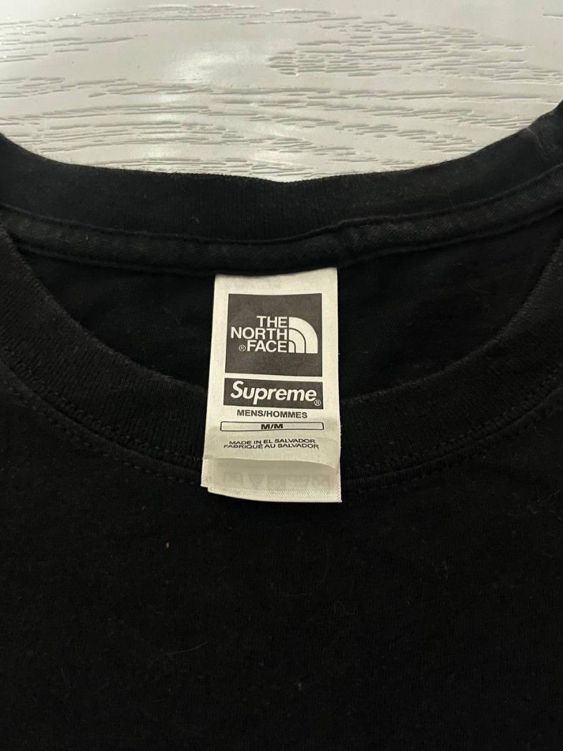 Supreme x North Face Collab Tee (Category: Tshirts & Polo Shirts ) located in Las Pinas. Submitted by 5.1.5kurono (Listing ID 1462647613, Image 2). Description: Available ✅ Supreme x North Face Collab Tee ₱200 • width: 21 • length: 29 Issue: • crack print 📍 las piñas, ph • j&t / lalamove 📦 • sf shouldered by buyer • gcash only 💸 (payment first) color may vary due to lighting all items are thrifted please manage your expectations.