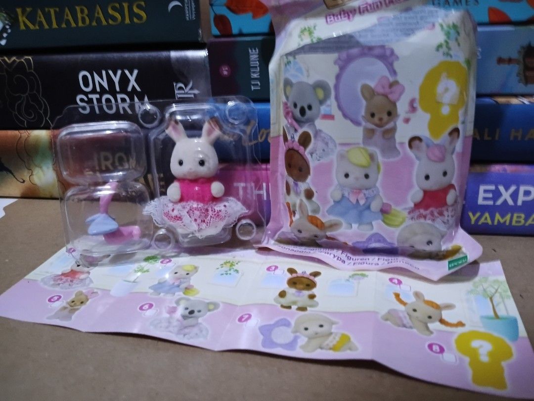 Sylvanian Families (Category: Figurines & Statues) located in Bamban. Submitted by grumpypebble (Listing ID 1462592769, Image 3). Description: .
