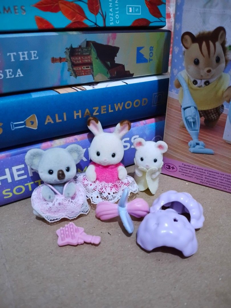 Sylvanian Families (Category: Figurines & Statues) located in Bamban. Submitted by grumpypebble (Listing ID 1462592769, Image 1). Description: .