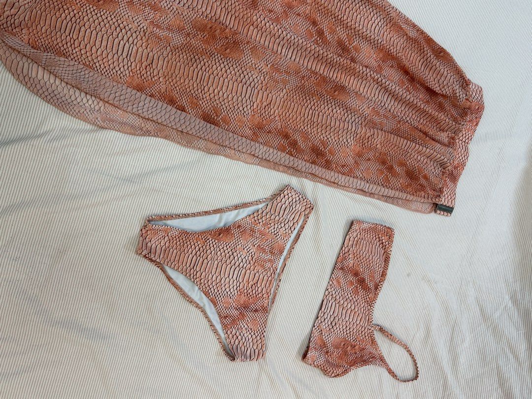 TAKE ALL 500 (Category: Bikinis & Swimsuits) located in Valenzuela. Submitted by ksprelovedstuffs (Listing ID 1462638737, Image 2). Description: .