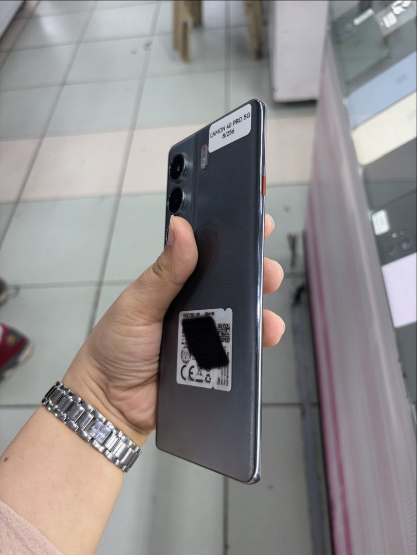 Tecno Camon 40 Pro 5G 256gb FU NTC No issue (Category: Android Others) located in San Juan City. Submitted by javedsgadgetshop (Listing ID 1462446836, Image 3). Description: PTPA : Padelete po if bawal ❌ Here's the QUICK INFO ➡️ Tecno Camon 40 Pro 5G ➡️ 256gb ➡️ Black COLOR ➡️ NTC PHYSICAL SIM ➡️ 95% MAKINIS & Good BATT ➡️ STORE WARRANTY ➡️ WITH Case & CHARGER - serial can be check on apple website |Money back if its proven fake ( for iphone only