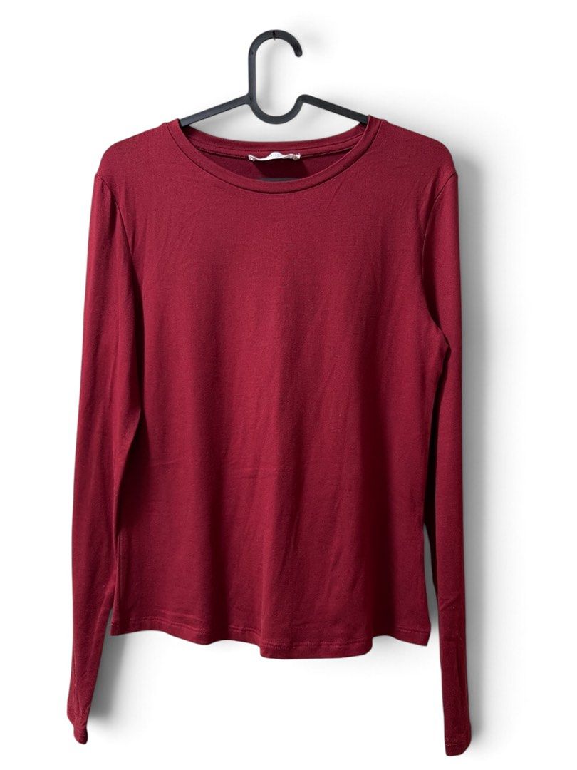 Terranova basic long-sleeve crew neck top (Category: Longsleeves) located in Santol. Submitted by lululane (Listing ID 1462618515, Image 1). Description: .