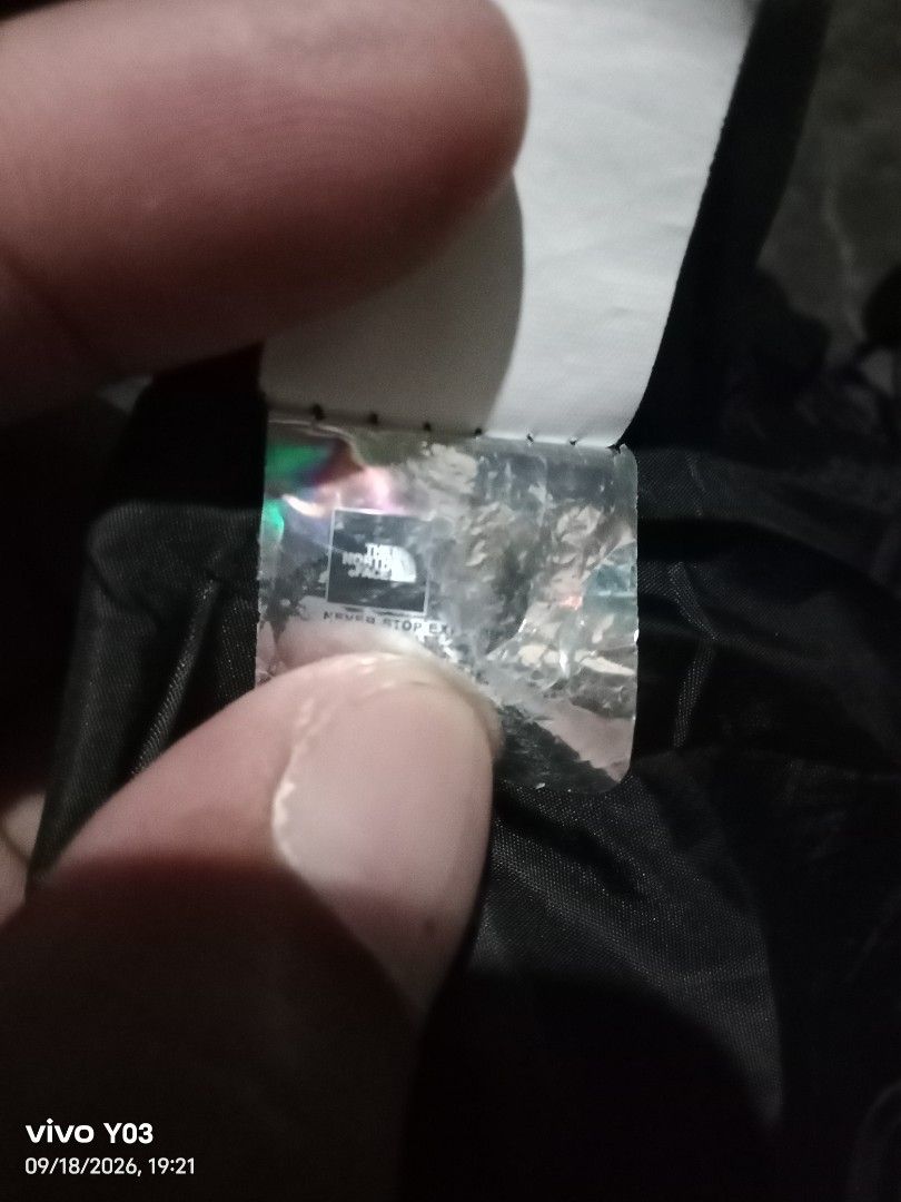 Tha nocface pero wash tag tha north face (Category: Coats, Jackets and Outerwear) located in Cabuyao City. Submitted by blake657 (Listing ID 1462582839, Image 3). Description: tha north face issue nya kita sa picture pero wash tag north face .