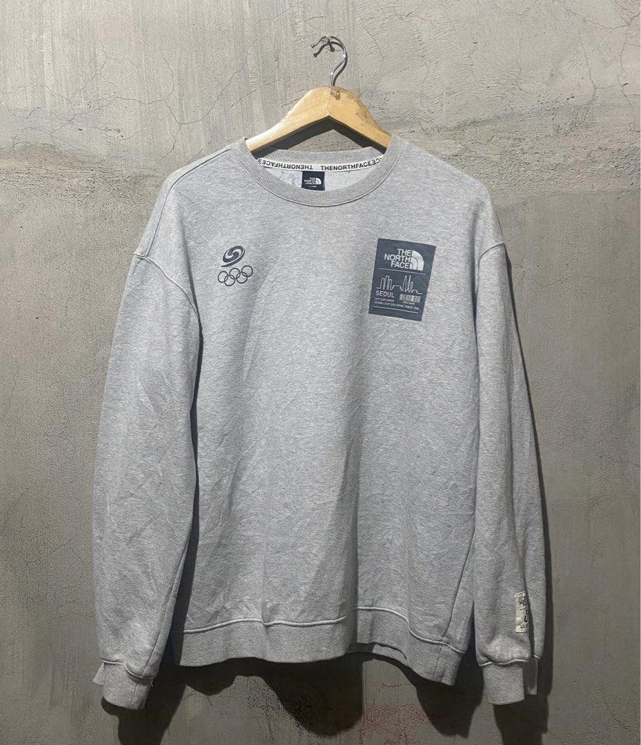 THE NORTH FACE CREWNCK JACKET (Category: Coats, Jackets and Outerwear) located in Davao. Submitted by ronz31 (Listing ID 1462620932, Image 2). Description: THE NORTHFACE MENS CREWNCK JACKET LEGIT/LARGE W:22" L:27" VGOOD CONDI 9/10 DM📩.