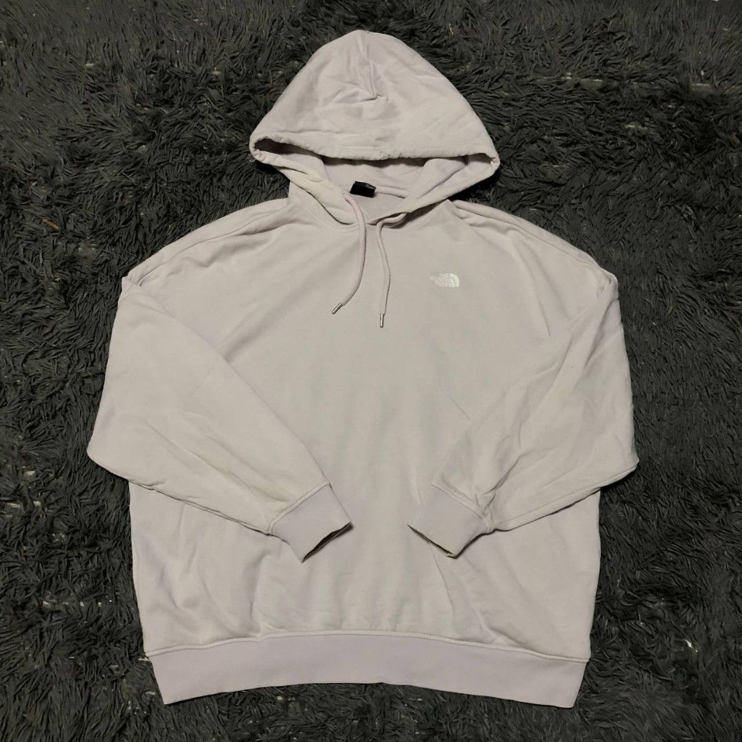 The North Face Hoodie (Category: Hoodies) located in Camiling. Submitted by thriftscape2024 (Listing ID 1462586968, Image 1). Description: Excellent Condition Color rate: 9/10 Issue: ❌❌❌ Dimes: W26xL26.