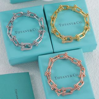 (Category: ) located in . Submitted by velorajewelry (Listing ID 1462458020, Image 1). Description: .