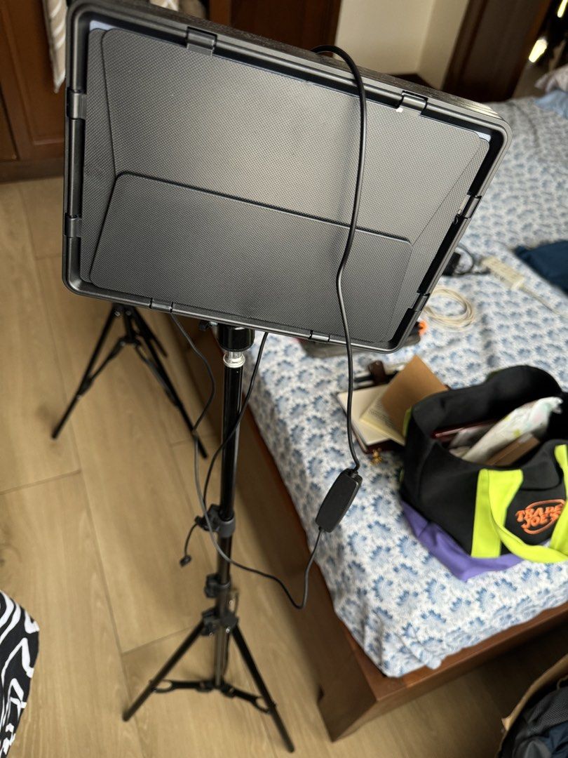 TNW 11” Fill light w 2.1m tripod (Category: Lighting & Studio Equipment) located in Quezon City. Submitted by shopwithus08__ (Listing ID 1462461260, Image 3). Description: Used only twice for matcha content - has 3 light modes 📍ilocos sur 🚚 ship via j&t .