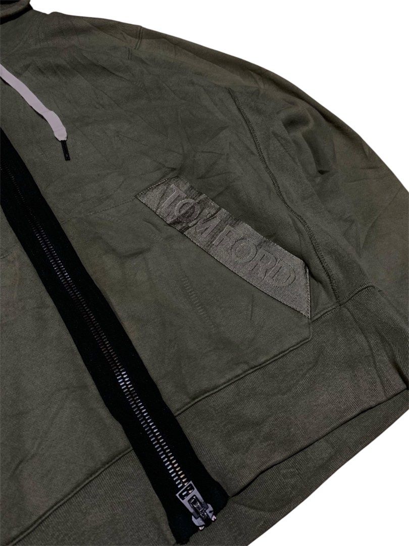 Tom Ford (Category: Coats, Jackets and Outerwear) located in Manila. Submitted by lyf_7hrift (Listing ID 1462525251, Image 2). Description: Tom Ford Jacket P1,000 27L 21.5W Dimes 9.5/10 Color Rate Excellent Condition.