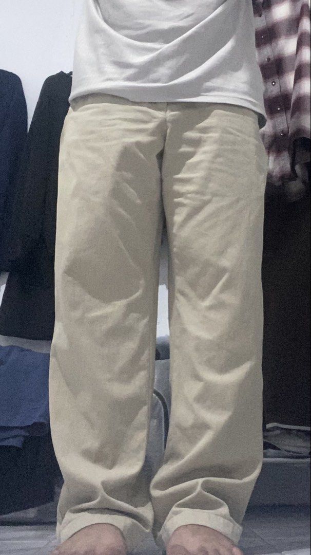 Tommy Hilfiger Brown Chino Pants (Category: Chinos) located in San Jose. Submitted by _kentsthrift (Listing ID 1462610072, Image 3). Description: -Dimensions details, condition and picture when worn included in the listing -Height ref 5'3 waist 32 -No issue and in excellent condition -Please see measurements before buying -Picture may vary due to lighting -Actual color similar in the 4th Picture -item us sf or best offer.