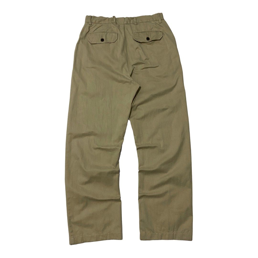 Tommy Hilfiger Brown Chino Pants (Category: Chinos) located in San Jose. Submitted by _kentsthrift (Listing ID 1462610072, Image 2). Description: -Dimensions details, condition and picture when worn included in the listing -Height ref 5'3 waist 32 -No issue and in excellent condition -Please see measurements before buying -Picture may vary due to lighting -Actual color similar in the 4th Picture -item us sf or best offer.