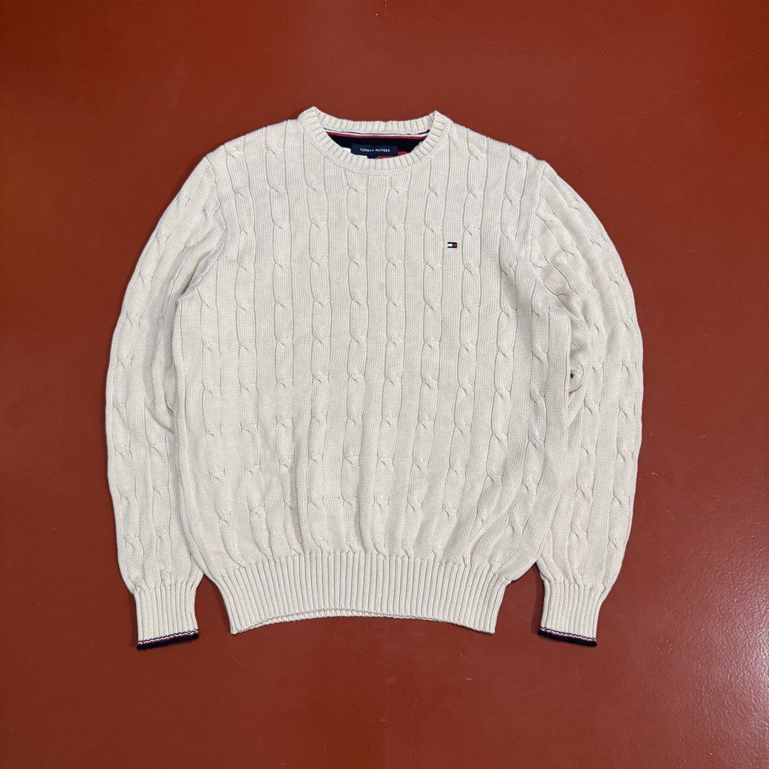 TOMMY HILFIGER CABLE KNIT SWEATER (Category: Announcements) located in Pasig City. Submitted by buzzthrifty (Listing ID 1462612267, Image 1). Description: SIZE M-L 21x25 EXCELLENT TO NEW MINOR WASH LAST PIC .
