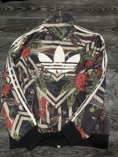 (Category: ) located in . Submitted by Candur (Listing ID 1462640466, Image 1). Description: .