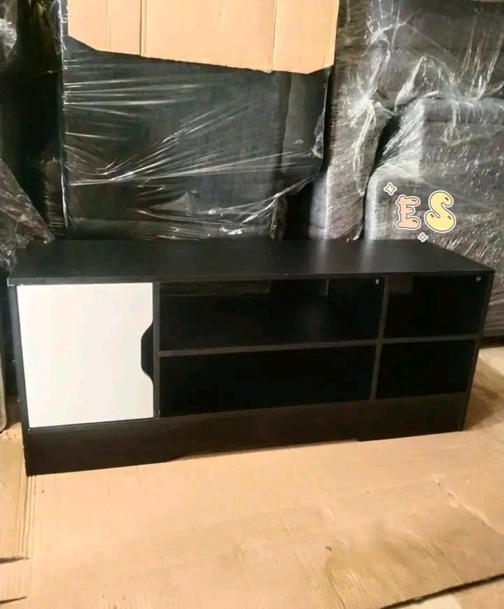 TV Rack (Category: Shelves, Cabinets & Racks) located in Makati City. Submitted by oideme (Listing ID 1462511073, Image 1). Description: .