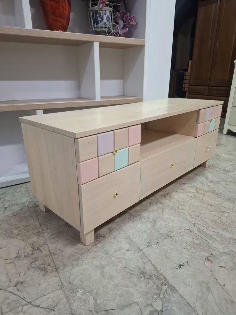 Tv rack Japan surplus (Category: TV Consoles) located in Manila. Submitted by Hezcki (Listing ID 1462602202, Image 3). Description: .