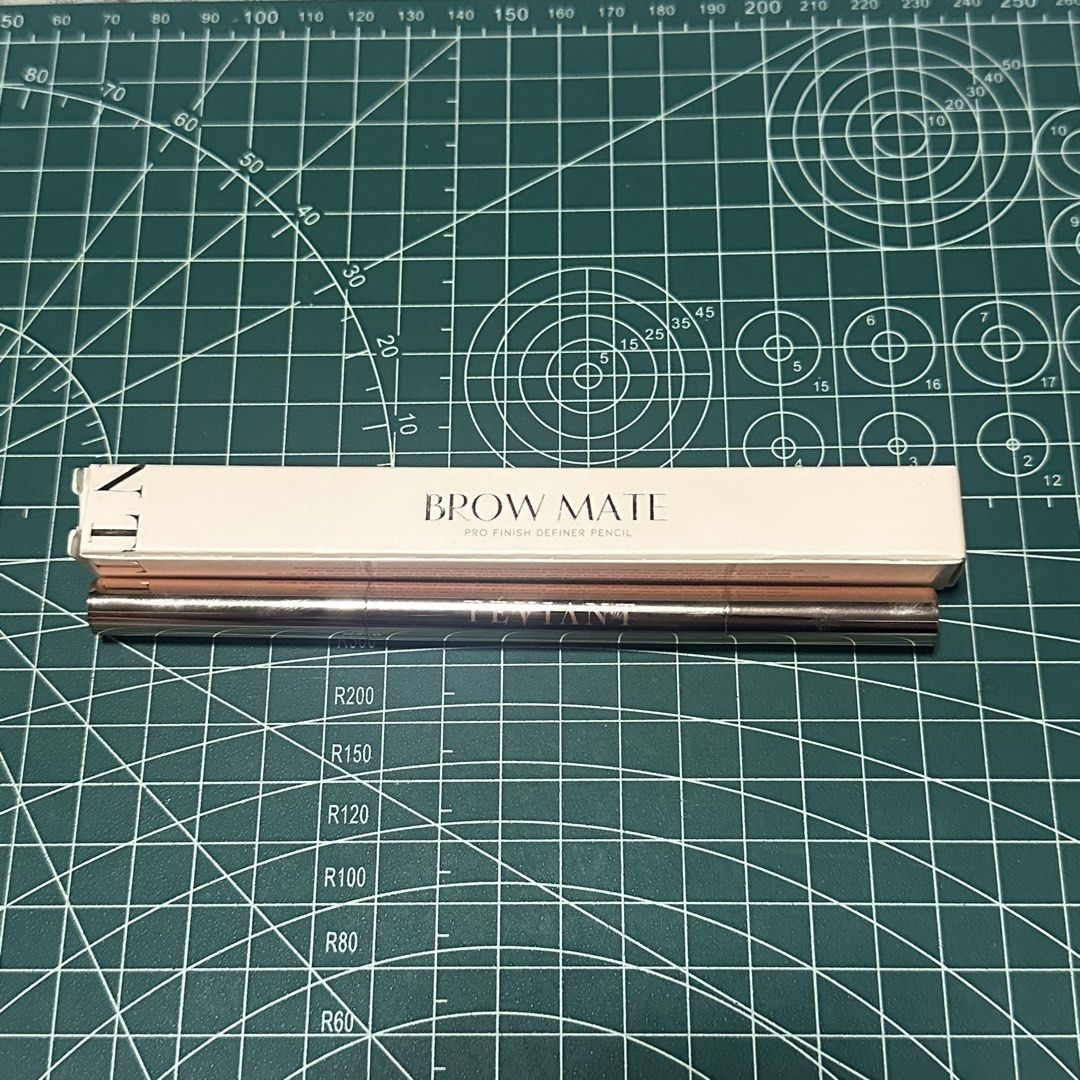 TÉVIANT Brow Mate Pro (Deep Brown (Category: Makeup) located in Muntinlupa City. Submitted by seok08 (Listing ID 1462459648, Image 1). Description: - TÉVIANT Brow Mate Pro Finish Definer Pencil - Shade: Deep Brown - Includes a convenient spoolie brush on one end - Elegant rose gold casing - Ideal for precise brow definition - Only used once.