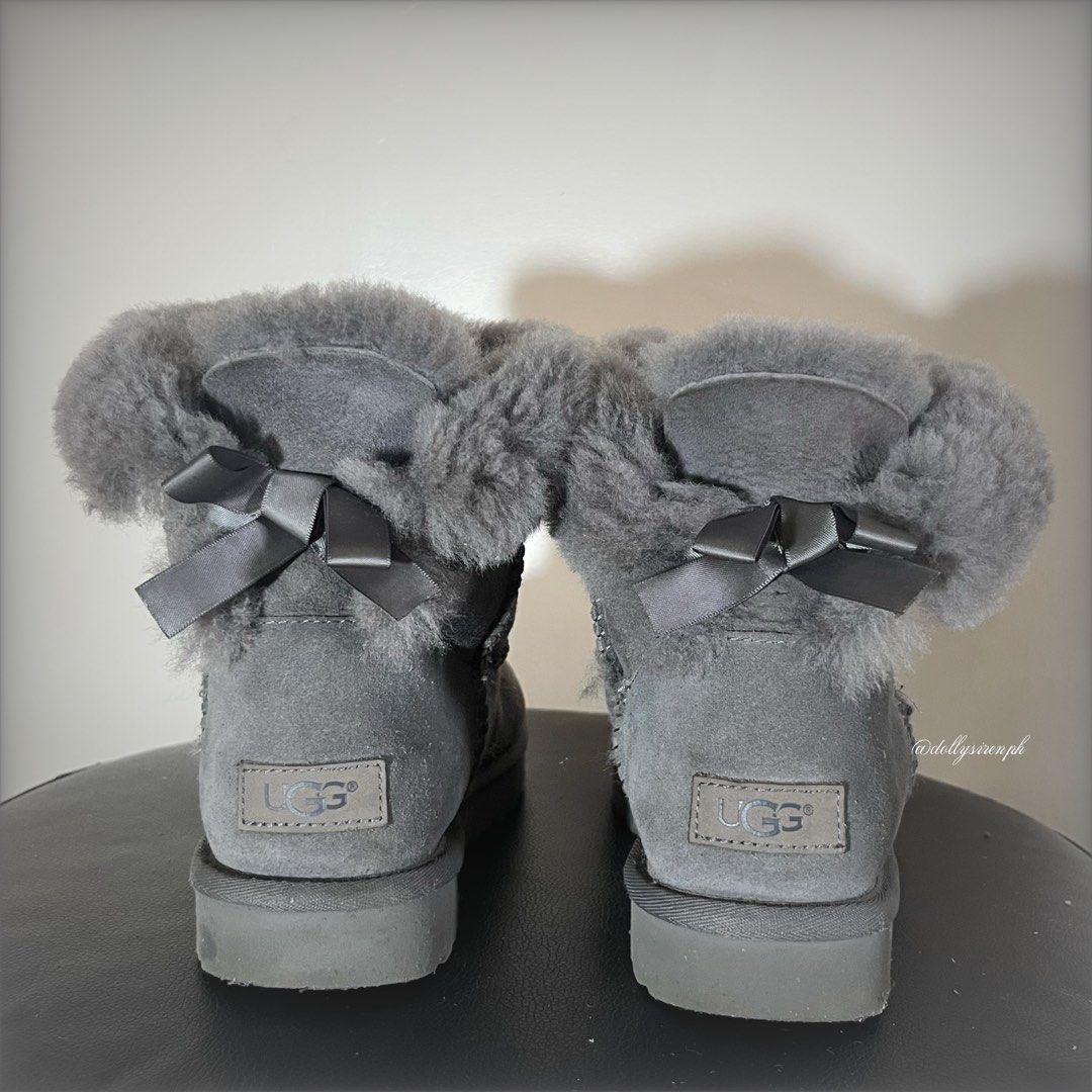 UGG Mini Bailey Bow (Category: Boots) located in Quezon City. Submitted by reverencesiren.ph (Listing ID 1462637405, Image 1). Description: ୭ ᵎᵎ item’s details : ✉︎ brand : UGG ✉︎ size : usa : 7 | uk : 5 | eu : 38 ✉︎ more details : - good condition ! cleaned water stains; minor, unnoticeable shading remains on the suede but doesn’t affect look. - vv comfy and still looks good ! .